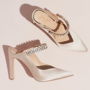 Jewel Badgley Mischka Stella Mule Pump